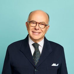 Portrait de Bernard Cazeneuve