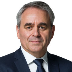 Portrait de Xavier Bertrand